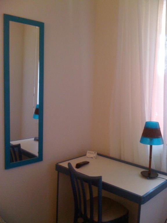 Hotel Orange Marine Arcachon Rom bilde